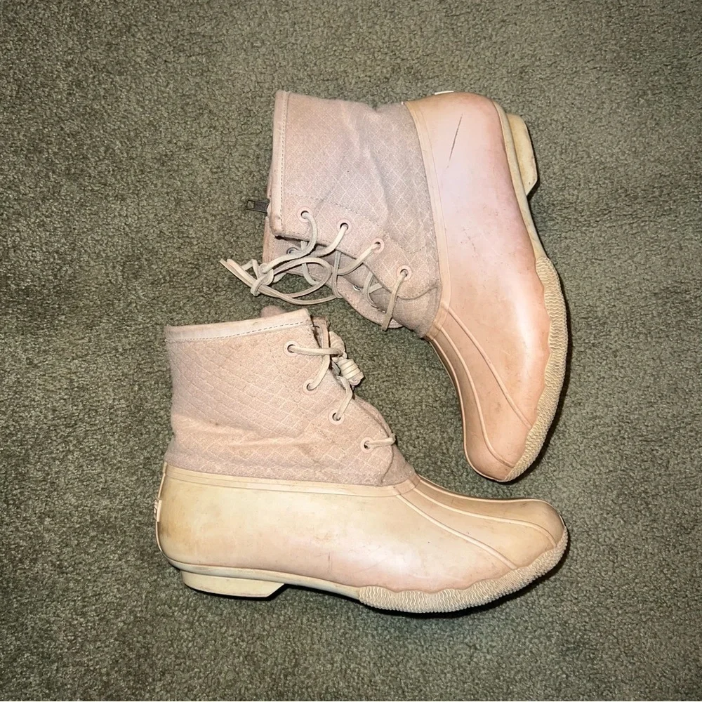Sperry Women’s Saltwater Duck Boots Size 7.5
